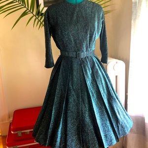 Vintage 1950s blue lamé shimmer party dress